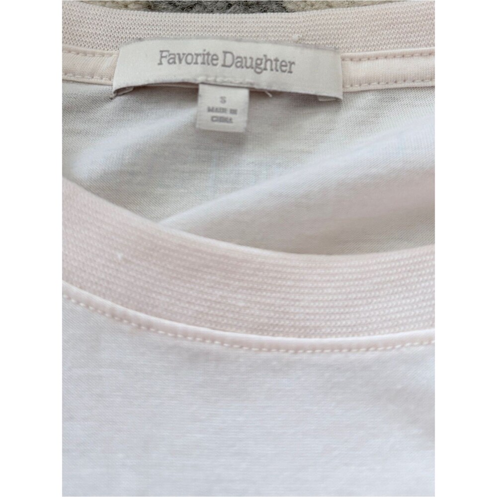 Favorite Daughter THE FAVORITE SISTER TEE - Picture 3 of 8